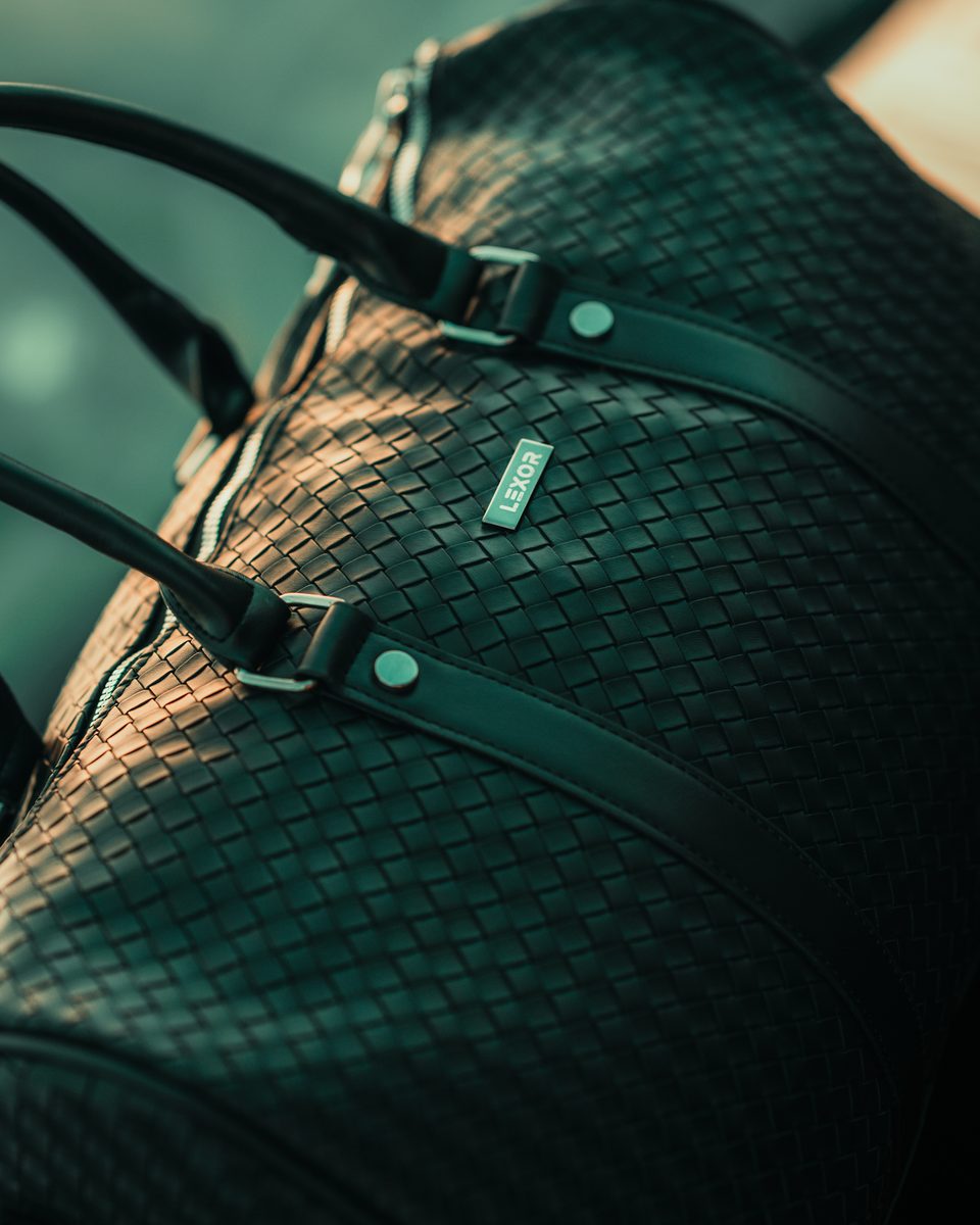 LEXOR travel bag on the move